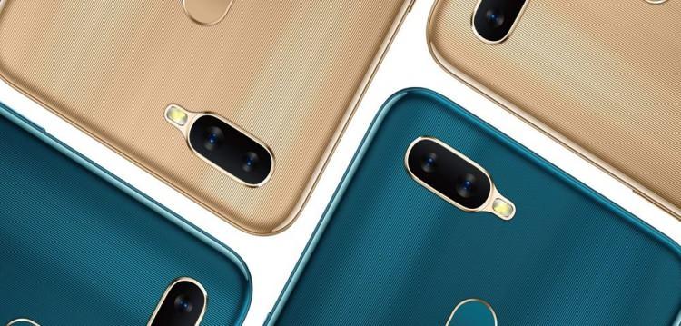 <p><strong>Oppo AX7</strong></p>

<p>6.2 inç ekran</p>
