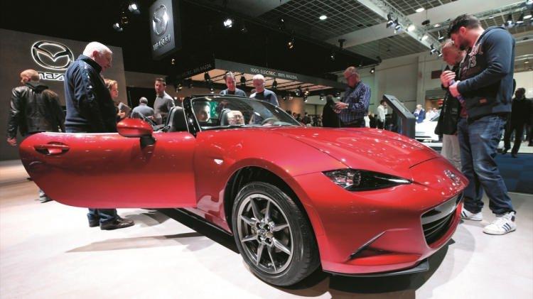 <p>Fuarda Mercedes`in E- Class Coupe modeli de yer aldı.<br />
</p>