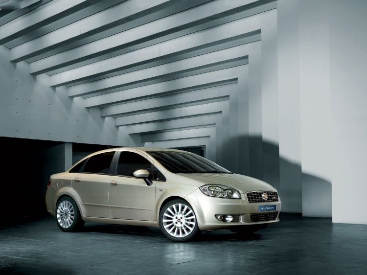 <p><strong>Fiat Linea</strong> 30 bin 400 adet </p>
<p> </p>