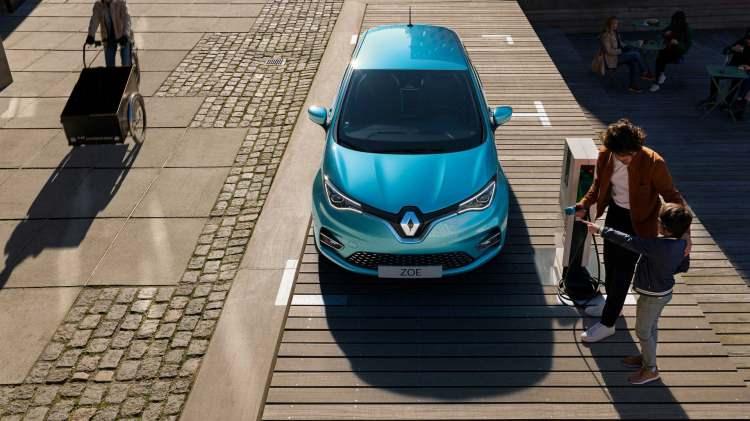Renault Zoe 2 modeli yenilenen detayları ile etkilemeyi başardı 