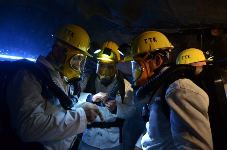 <p>Elazığ’ın Sivrice ilçesinde meydana gelen 6,8 büyüklüğündeki depremin ardından, Türkiye Taşkömürü Kurumu’na bağlı TTK Tahlisiye ekipleri hazır kıta bekliyor.</p>