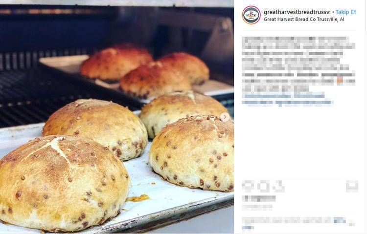 <p>ABD’nin Alaska eyaletinin Anchorage şehrinde bulunan Great Harvest Bread Co.’nun pofuduk ekmekleri…</p>
<p> </p>