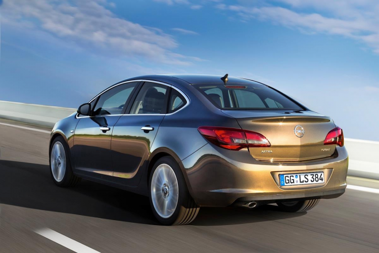 <p><strong>Opel Astra</strong> (6.829 adet)</p>
