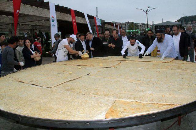 <p>28. Giresun: Giresun yağlısı<br />
<br />
</p>