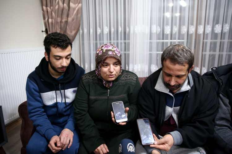<p>Tedavi gördüğü hastaneden bugün taburcu edilen Azize Çelik, depremde öncelikli olarak evi yıkılan vatandaşlara hak sahipliği çerçevesinde verilecek Toplu Konut İdaresi Başkanlığı (TOKİ) bünyesindeki 400 rezerv konuttan Cumhuriyet Mahallesi'ndeki dairede yeni yaşamına başladı.</p>
<p> </p>