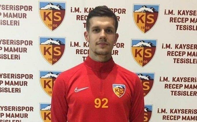 <p>MARIO SITUM</p>

<p>Yeni Takımı: Kayserispor<br />
Eski Takımı: Dinamo Zagreb</p>
