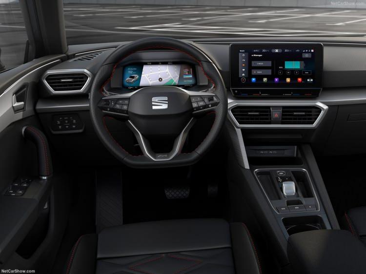 <p>130 beygir güç üreten 1.5 litre TSI motorun kullanılacağı CNG’li Leon, gövdesinde bulunan üç adet CNG tankı sayesinde 440 kilometre yol kat edebilecek. Tanklardaki yakıt bittiğinde ise benzine geçiş otomatik olarak gerçekleşecek.</p>