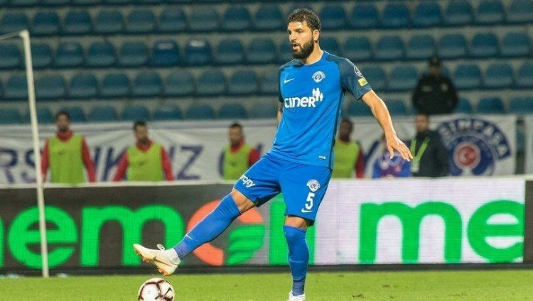 <p>SYAM BEN YOUSSEF</p>

<p>Yeni Takımı: Denizlispor<br />
Eski Takımı: Kasımpaşa</p>
