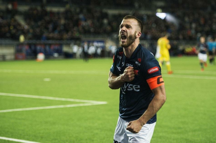 <p>ZLATKO TRIPIC</p>

<p>Yeni Takımı: Göztepe<br />
Eski Takımı: Viking</p>
