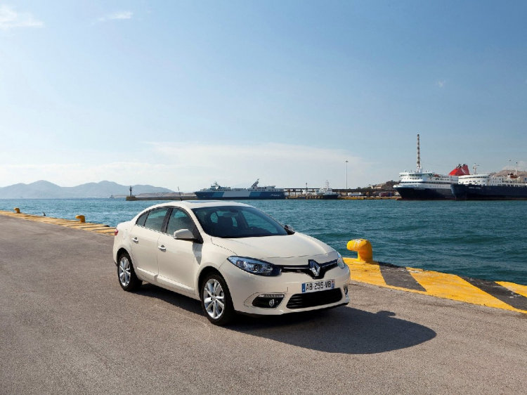 <p>Renault Fluence 1.5 DCI Touch Plus 2013</p>

<p><strong>76.500 TL</strong></p>

<p> </p>
