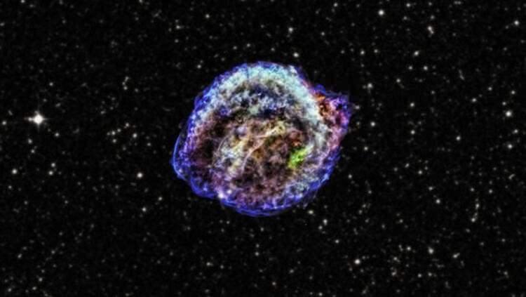 <p>1987A, D&uuml;nya'dan yaklaşık olarak 168.000 ışık yılı uzaklıkta B&uuml;y&uuml;k Macellan Bulutu i&ccedil;inde Tarantula Bulutsusu eteklerinde yer alan bir s&uuml;pernova kalıntısıdır. SN 1987A teleskobun icadından beri de en yakın kaydedilen s&uuml;pernovadır.</p>

<p>&nbsp;</p>
