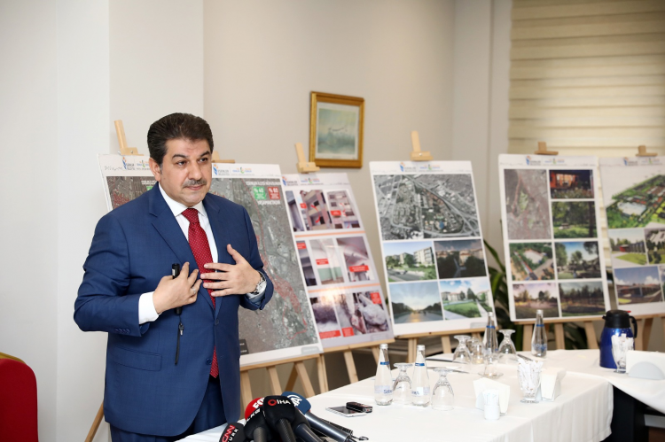 <p>Konuya ilişkin konuşan Esenler Belediye Başkanı ve <a href="http://emlak.haber7.com/etiket/ibb" target="_blank">İBB</a> AK Parti Grup Başkanvekili Mehmet Tevfik Göksu, "<strong>Kentin en büyük problemi deprem demek çözüm değil. Çözüm yapı stoğunu yenilemek."</strong> dedi.</p>
