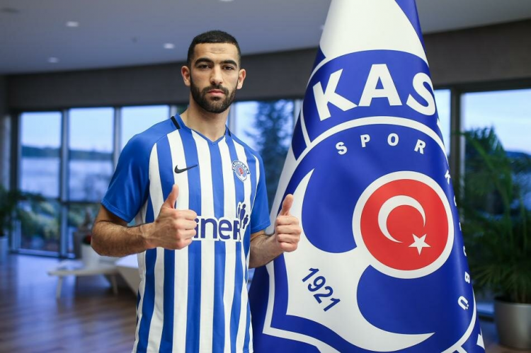<p>YASSINE MERIAH</p>

<p>Yeni Takımı: Kasımpaşa<br />
Eski Takımı: Olympiakos</p>
