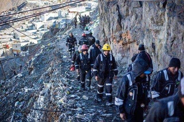 <p>Ancak vücudun yüksek irtifa koşullarına uyum sağlayabilmesi için belirli bir süreye ihtiyaç  var.</p>
