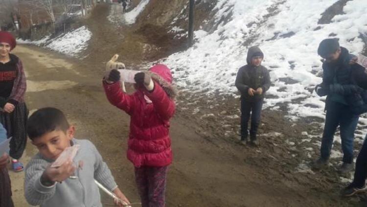 Yine bir anda ortaya çıktı! Bu kez deprem bölgesinde