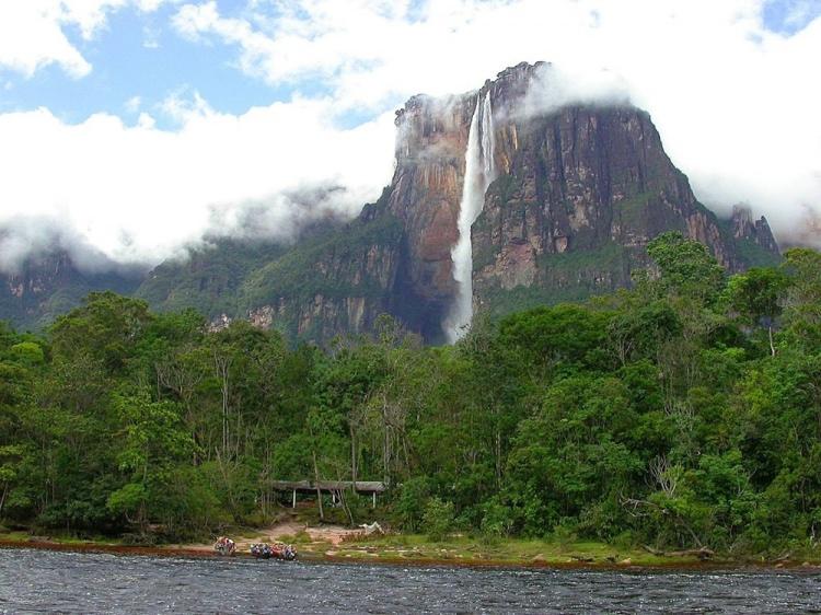 <p><strong>Venezuela</strong></p>
<p>90 gün vizesiz.</p>
