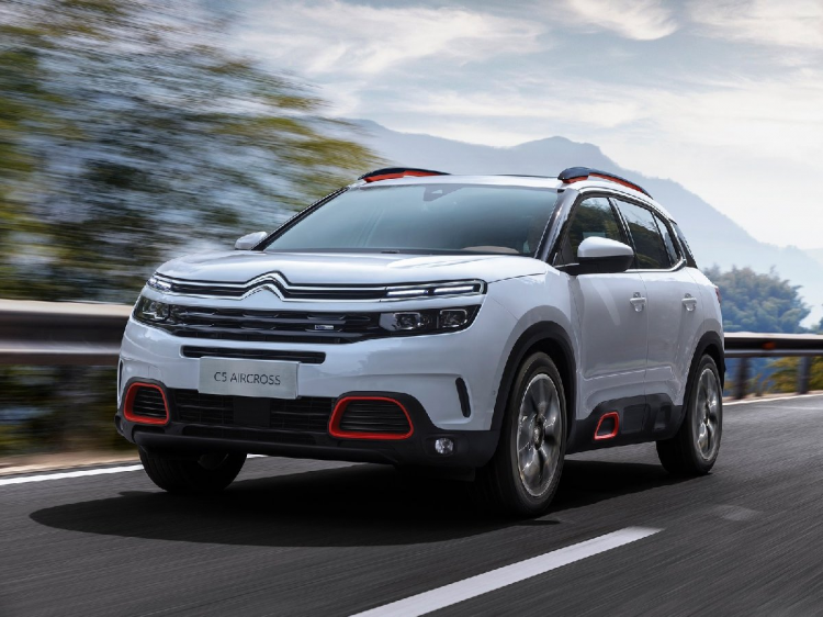 <p>Citroen C5 Aircross</p>

<p> </p>
