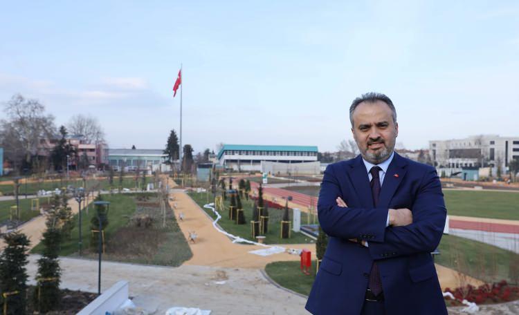 <p><span style="background-color:rgb(242, 244, 245); color:rgb(51, 51, 51); font-family:sans-serif; font-size:14px; text-align:justify">Özellikle 100-200 dönümlük bu alanlarla bir iddiayı da bu vesile ile ortaya koymuş olacağız" şeklinde konuştu.</span></p>