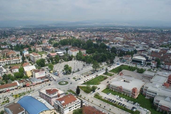 <p>DÜZCE:  392 bin 166 kişi.</p>

<p> </p>

