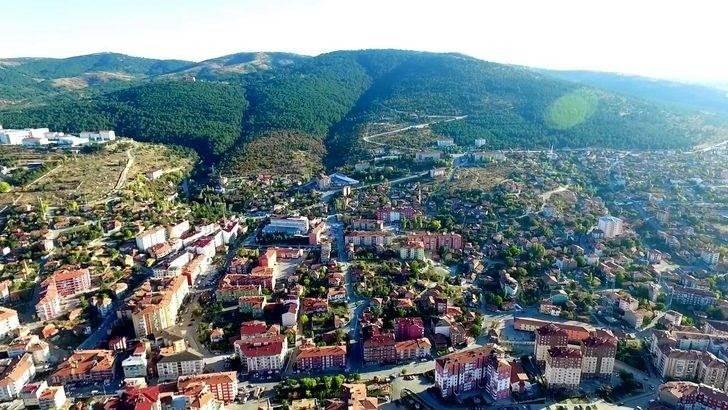 <p>YOZGAT:  421 bin 200 kişi.</p>

<p> </p>

