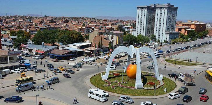 <p>MALATYA:  800 bin 165 kişi.</p>

<p> </p>
