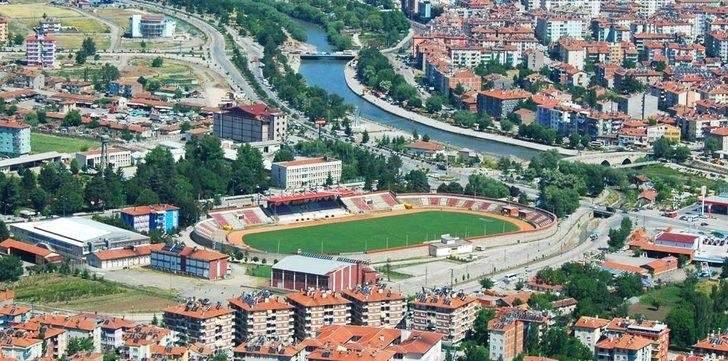 <p>TOKAT:  612 bin 747 kişi.</p>

<p> </p>
