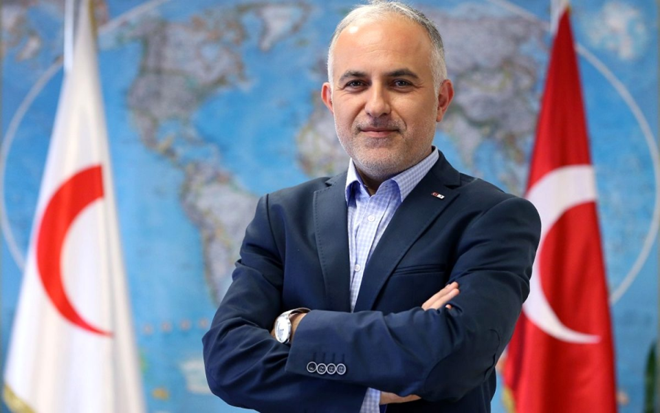 <p>Kızılay Genel Başkanı Kerem Kınık, son dönemde kuruma ve kendisine yönelik eleştirilere yazılı açıklama ile cevap verdi. Kınık, Kızılay'a 2015'ten 2019'a kadar geçen sürede sadece 5 iş insanı ve 11 şirketin 'özel şart' öne sürerek bağış yaptığını belirtti.</p>

<p><a href="http://video.haber7.com/video-galeri/154700-kizilay-genel-baskani-kerem-kiniktan-bagis-aciklamasi" target="_blank"><strong><span style="color:rgb(255, 215, 0)">VİDEOYU İZLEMEK İÇİN TIKLAYIN!</span></strong></a></p>

<p><br />
<strong>İŞTE MADDE MADDE TÜRK KIZILAY İDDİALARI VE CEVAPLARI...</strong></p>
