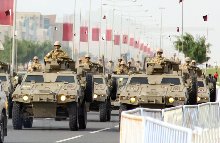 <p>Katar</p>
<p>6,000,000,000$</p>