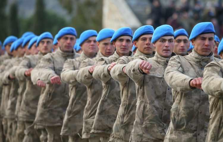 <p>Çitil'in konuşmasından sonra Jandarma Mehteran Birliği gösteri yaptı.</p>