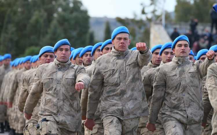 <p>Hepinizin çok iyi bildiği gibi komando zoru başarır, imkansız zaman alır." </p>
