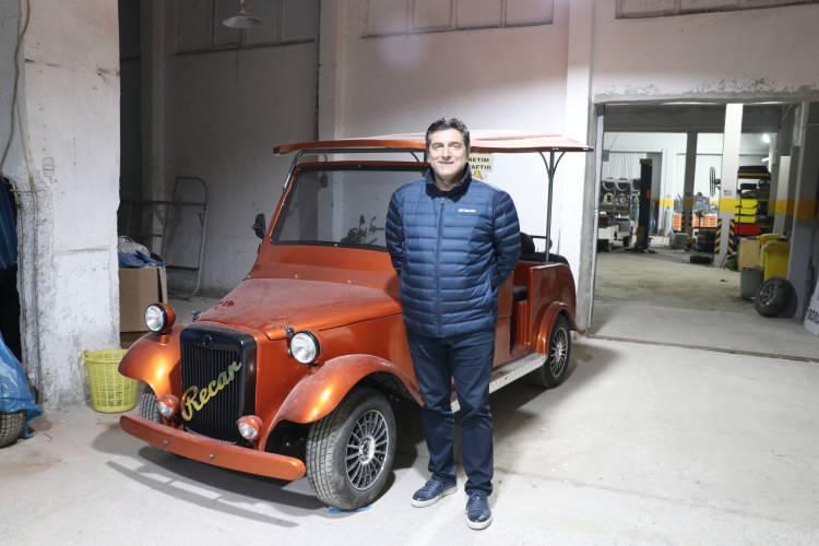 <p>Tesiste yapılan elektrikli fayton ise 6-8 saatte şarj oluyor ve tek seferlik şarjla 70-80 kilometre gidebiliyor. Faytonda, hidrolik fren sistemi de bulunuyor. </p>
<p> </p>
