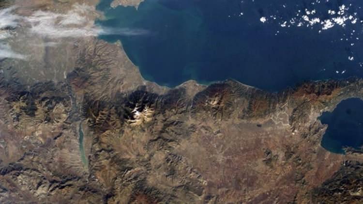 <p>Olimpos Dağı (Yunanistan) </p>

<p> </p>
