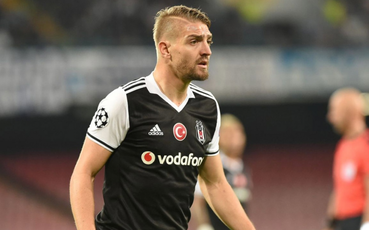 <p>Caner Erkin - Balıkesir</p>

<p> </p>
