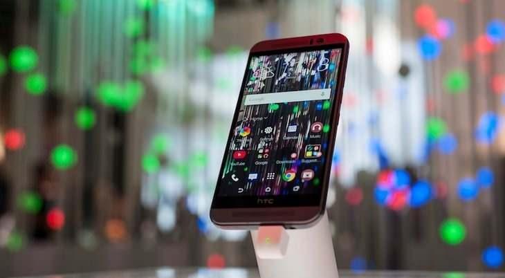 <p><strong>DÜNYA MOBİL KONGRESİ</strong></p>
<p>Dünyanın en büyük cep telefonu fuarı Mobil Dünya Kongresi (MWC) 2020, koronavirüs salgınından kaynaklı endişe nedeniyle iptal edilmişti. Amazon, Sony, Huawei, Nokia, LG Electronics, Vodafone, Facebook ve çip üreticileri Intel ile Nvidia, konferansa katılmayacaklarını açıklamıştı.</p>
<p>Fransız telekom şirketi Orange, yönetim kurulu başkanı dünya çapında mobil şebeke hizmeti veren şirketlerini bir araya getiren GSMA'nın başkanlığını yapmasına rağmen, etkinlikten çekilmişti.</p>
<p>Deutsche Telekom, çalışanlarını çok fazla uluslararası katılımcının olacağı böyle bir etkinliğe göndermenin "sorumsuzca" olacağını açıklamıştı.</p>
