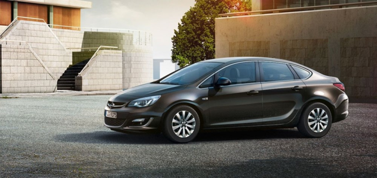 <p><strong>OPEL</strong></p>

<p>Astra Sedan Edition Plus&nbsp;1.4 Benzinli MT-6 140 HP</p>

<p>Kampanyalı Fiyatı&nbsp;129.000 TL</p>
