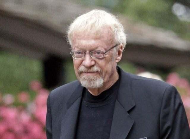 <p>28: Phil Knight - ABD</p>

<p> </p>

<p>Kişisel serveti: 29.6 milyar dolar</p>

<p> </p>

<p>Şirketi: Nike</p>
