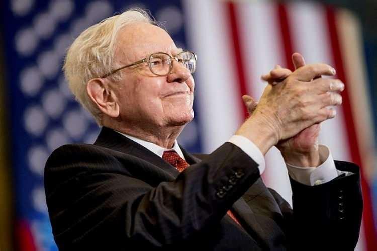 <p>Kişisel serveti: 84 milyar dolar</p>

<p> </p>

<p>Şirketi: Berkshire Hathaway </p>
