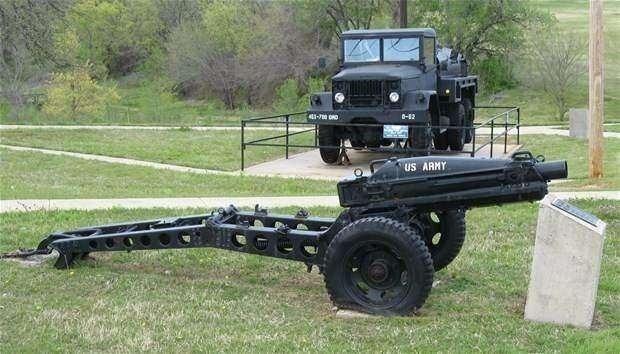 <p>M116 Obüs<br />
<br />
 </p>
