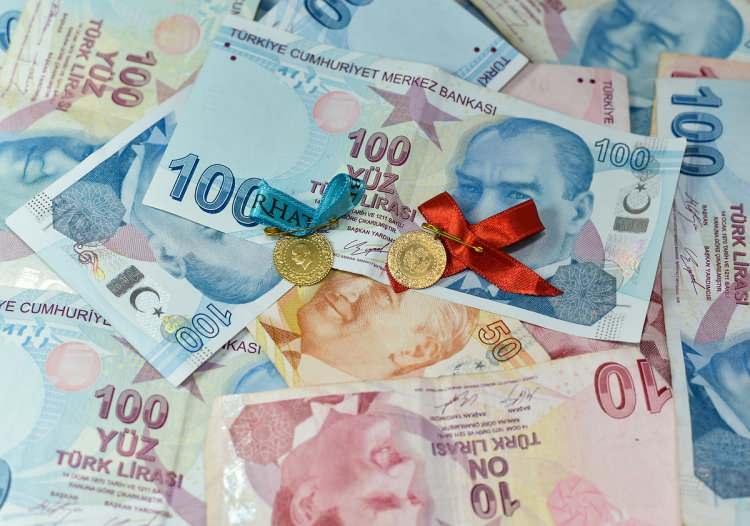 Gram altın sert düştü, çeyrek rekora koşuyor! Dolar kritik seviyede