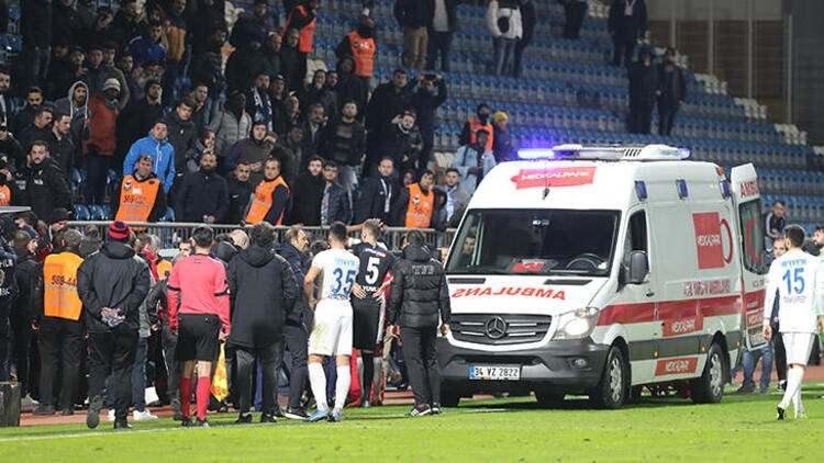 <p>Ambulans hemen sahanın kenarına gelirken, Bilgin hastaneye kaldırılmıştı. Maç kısa bir süreliğine dururken, Kasımpaşalı futbolcular da şaşkınlığını ve üzgünlüğünü gizleyememişti. Ölüm haberi sonrası lacivert beyazlı camiada büyük üzüntü yaşandı.</p>

<p> </p>
