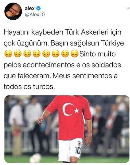 <p><strong><span style="color:#800080">Alex de Souza'dan İdlib paylaşımı: Başın sağ olsun Türkiye..</span><br />
Fenerbahçe'nin efsane futbolcusu Alex de Souza, ‘İdlib'de düzenlenen hain saldırı sonucu şehit olan askerlerimiz için başsağlığı mesajı yayınladı. Alex, "Hayatını kaybeden Türk Askerleri için çok üzgünüm. Başın sağolsun Türkiye" notunu düştü.</strong></p>
