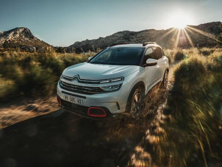 <p><span style="color:#FF8C00"><strong>CITROEN C5 AIRCROSS</strong></span></p>
<p>OCAK : 301</p>
<p>ŞUBAT : 1046</p>
<p>TOPLAM : 1347</p>
<p> </p>