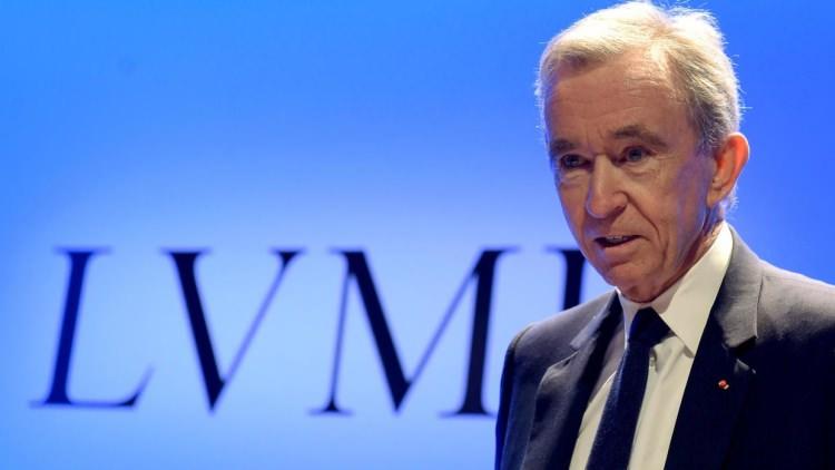 <p><strong>Milyarder: Bernard Arnault</strong></p>
<p><strong>Servet Kaynağı: Christian Dior, LVMH</strong></p>
<p><strong>Net Düşüş (B $): 9.1 Milyar Dolar</strong></p>