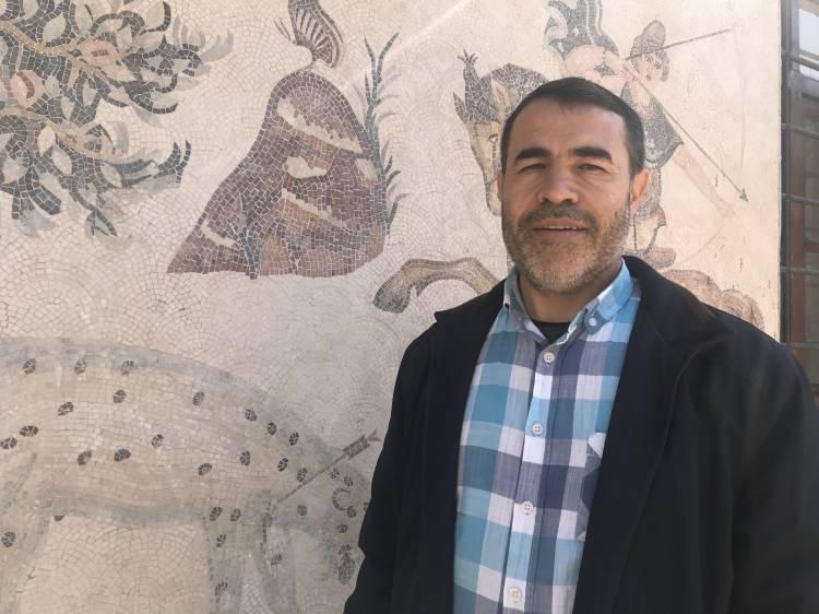 <p>Türkmen, "Göbeklitepe yılı ilan edildikten sonra önceki dönemlere göre turist sayısı net bir şekilde fazlalaştı. Sadece Göbeklitepe ile ilgili gelen turist grupları da var, normal kültür rotası kapsamında gelenler de bulunuyor. Artık kim olursa olsun, Şanlıurfa'ya gelen herkes, Balıklıgöl'ün yanı sıra Göbeklitepe'yi de ziyaret ediyor." diye konuştu.</p>