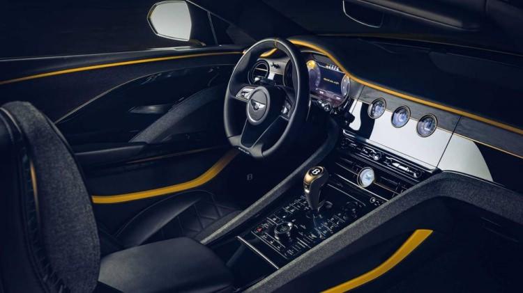 <p>Bentley'in iki koltuklu olarak ürettiği tek otomobil olan modelden sadece 12 adet üretilecek. </p>