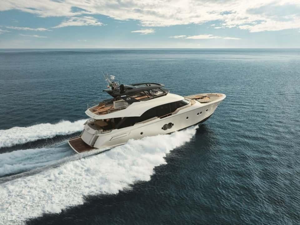 <p>MONTE CARLO YACHT 80 - 4 MİLYON 750 BİN EURO</p>

<p>Yeni Monte Carlo Yachts 80, Nuvolari&Lenard tarafından tasarlandı. </p>
