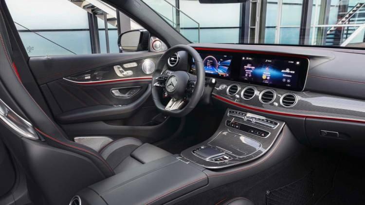 <p><span style="color:#FF8C00"><strong>MERCEDES BENZ E 53 AMG</strong></span></p>

<p> </p>
