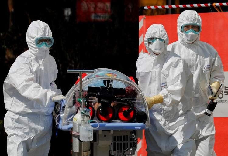 <p>Son günlerde virüsün en hızlı yayıldığı ülke olan Güney Kore'de bugün 196 vaka daha açıklandı, ülkede kayda girmiş 6 bin 284 hasta bulunuyor. Yedi kişinin daha son 24 saatte öldüğü Güney Kore'de toplam can kaybı 42'ye çıktı.</p>

<p> </p>
