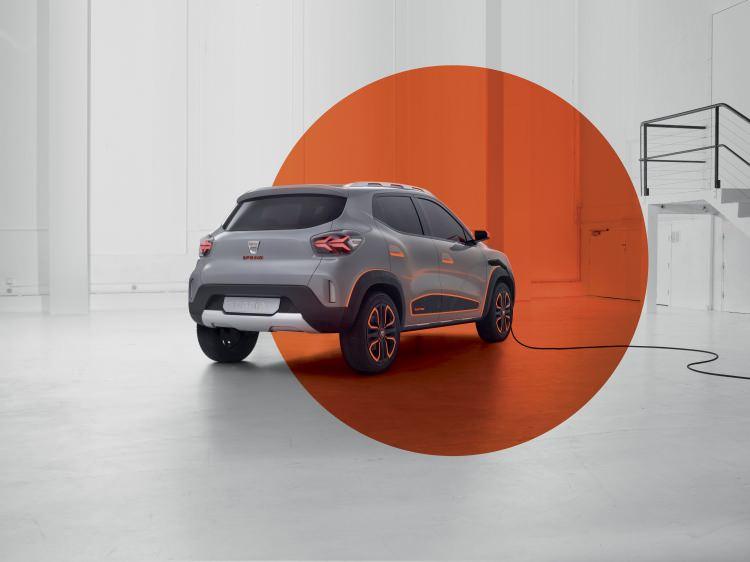 <p>Dacia Spring’in hafif ve kompakt seri üretim versiyonu, yaklaşık 200 km sürüş menziline (WLTP) sahip.</p>
<p>Dacia Spring 2021’de satışa sunulacak.</p>