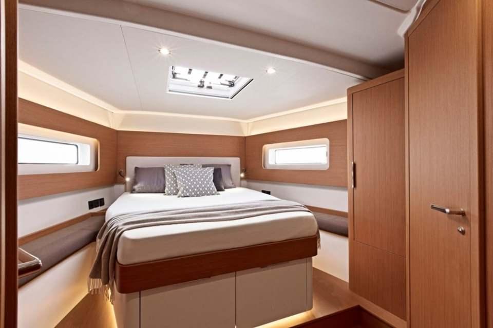 <p>FIRST YACHT 53</p>

<p> </p>
